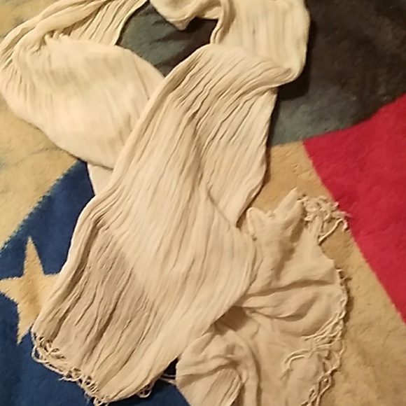 Scarf bundle - Picture 4 of 4